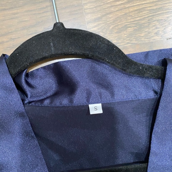 Navy Robe Size Small - Picture 3 of 3